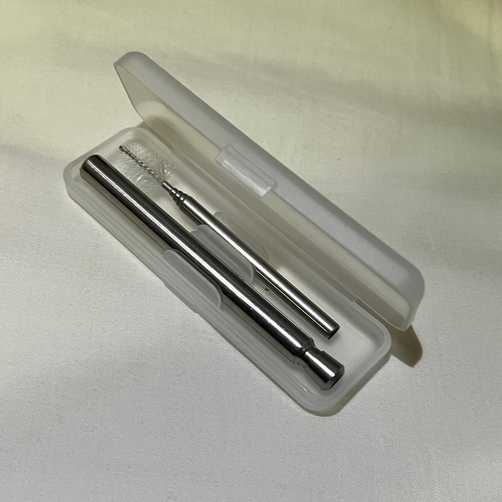 FREE WITH BUNDLE* Stainless Steel Straw Set by Kikkerland MUST BUNDLE